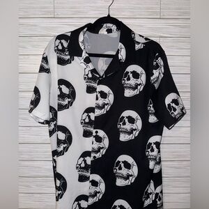 Men’s skull button up shirt